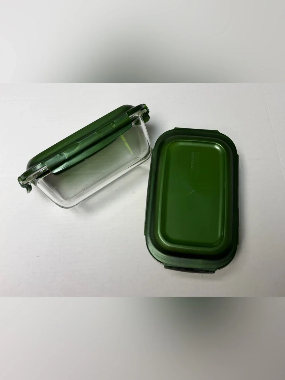 Set of 2 Lock & Lock Glass Loaves with Locking Lids